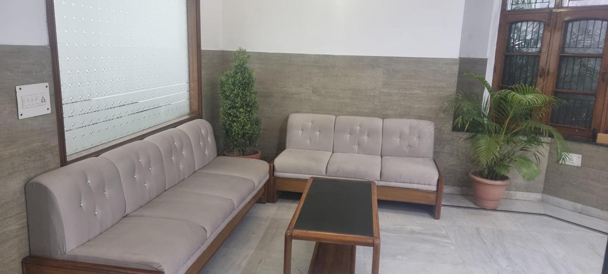 Hotel Har Ki Pauri By Around Stays หริทวาร ภายนอก รูปภาพ